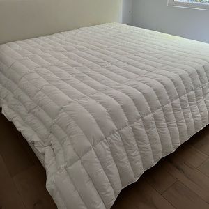 Casper Lightweight Down King Duvet